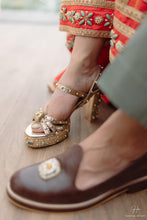 Load image into Gallery viewer, Vintara Gold Blocks