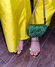 Load image into Gallery viewer, Zina Gold