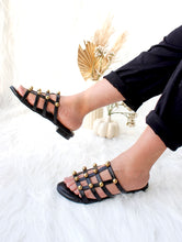 Load image into Gallery viewer, Iris Black Sliders