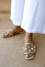 Load image into Gallery viewer, Daisy Pearl