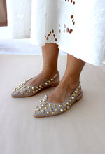 Load image into Gallery viewer, Veronica Beige Sliders