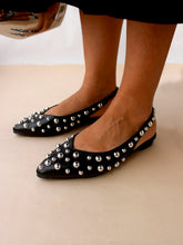 Load image into Gallery viewer, Veronica Black & Silver Sliders