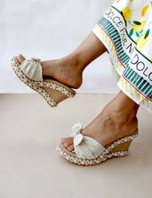 Load image into Gallery viewer, EcoTot Wedge