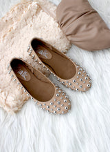 Load image into Gallery viewer, Betty Beige