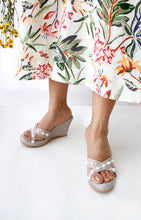 Load image into Gallery viewer, Louise Wedge Nude