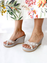 Load image into Gallery viewer, Louise Wedge Nude