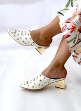 Load image into Gallery viewer, Désirée Ivory