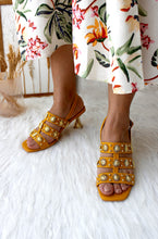 Load image into Gallery viewer, Helen Sunshine Heels