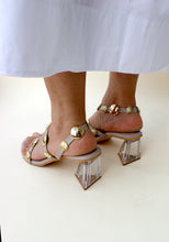 Load image into Gallery viewer, Theo Beige Blocks 2.0