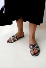 Load image into Gallery viewer, Manon Gunmetal Sliders