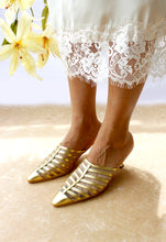 Load image into Gallery viewer, Armadia Gold Heels