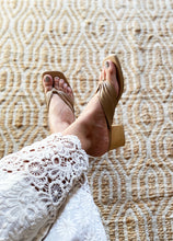 Load image into Gallery viewer, Nude Blocks