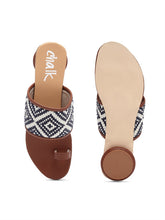 Load image into Gallery viewer, Navy & Tan Woven