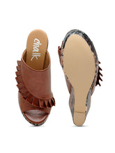 Load image into Gallery viewer, Bruann Frond