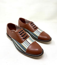 Load image into Gallery viewer, Tan Stripe Brogues