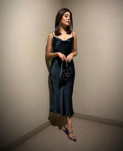 Load image into Gallery viewer, Glow Mermaid Block Heels