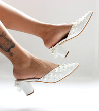 Load image into Gallery viewer, Moonshine