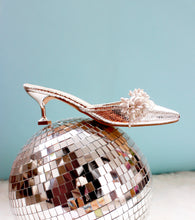 Load image into Gallery viewer, Silver Flora Heels
