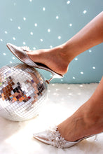 Load image into Gallery viewer, Silver Flora Heels