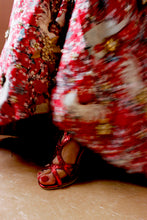 Load image into Gallery viewer, Bellora Scarlet