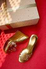 Load image into Gallery viewer, Eva Gold Wedge