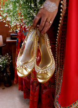 Load image into Gallery viewer, Yasmin