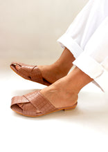 Load image into Gallery viewer, Hanah Nude Rose Sliders