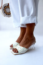 Load image into Gallery viewer, White Camellia Heels