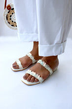 Load image into Gallery viewer, White Camellia Sliders