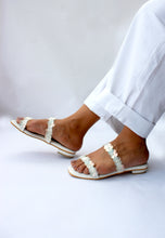 Load image into Gallery viewer, White Camellia Sliders