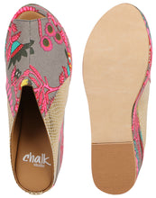 Load image into Gallery viewer, Grey Garden