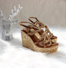Load image into Gallery viewer, Bibi Glow Gold Wedges