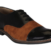 Load image into Gallery viewer, Patent Black Brogues
