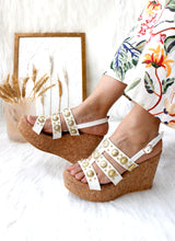 Load image into Gallery viewer, Helen Cloud Wedges
