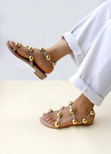 Load image into Gallery viewer, Theo OG Beige Sandals
