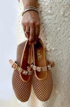 Load image into Gallery viewer, Ciao Mesh Festive
