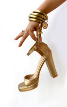 Load image into Gallery viewer, Halo Antique Gold Blocks
