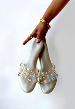 Load image into Gallery viewer, Charms Sliders
