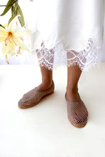 Load image into Gallery viewer, Lucid Taupe
