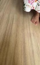 Load and play video in Gallery viewer, Zelora Emerald
